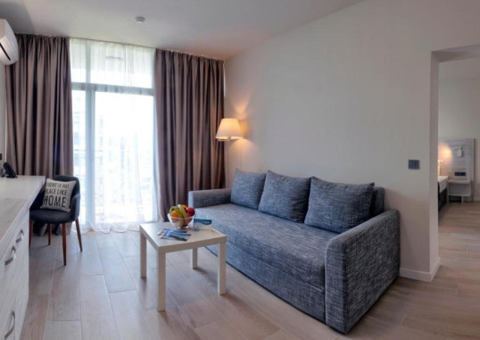 LUNA HOTEL DA OURA 25