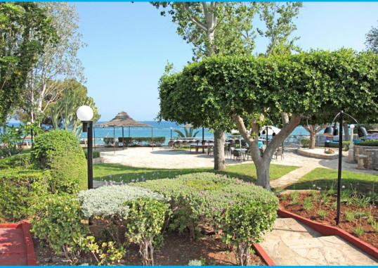 POSEIDONA BEACH HOTEL 5