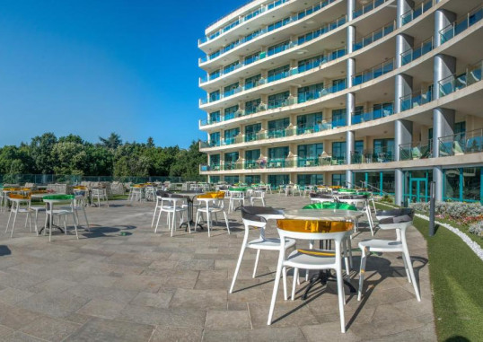 MARINA GRAND BEACH 15