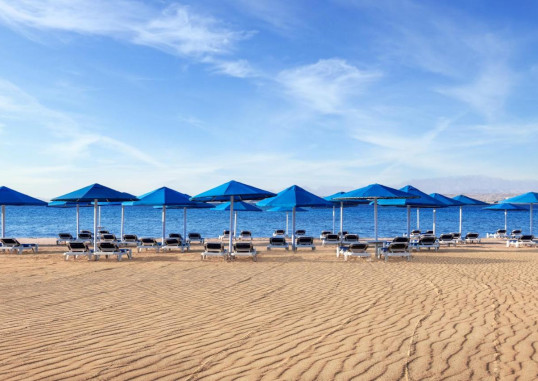 THE V LUXURY RESORT 4