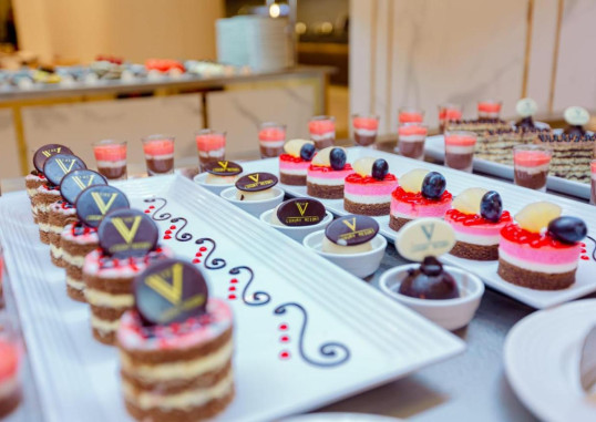 THE V LUXURY RESORT 7