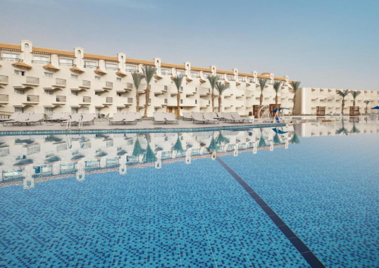 THE V LUXURY RESORT 11