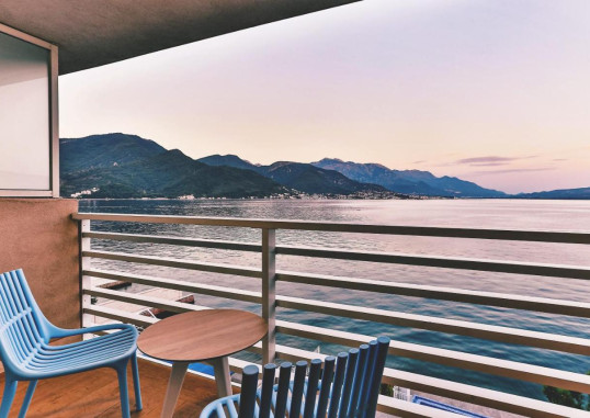 CARINE HOTEL DELFIN 8