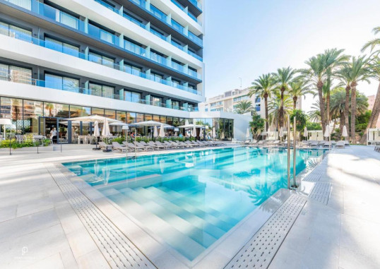 PORT ALICANTE CITY & BEACH 1