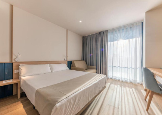 PORT ALICANTE CITY & BEACH 19