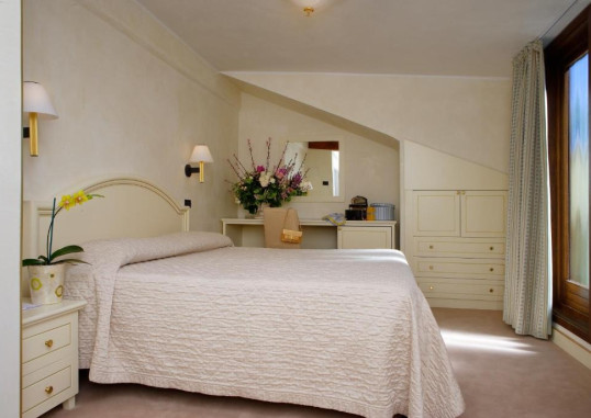 HOTEL CARLTON CAPRI 2