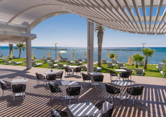 RADISSON BEACH RESORT LARNACA 3