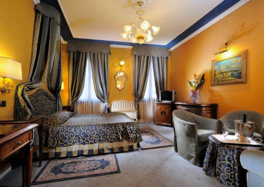 HOTEL CA' DEI CONTI 15