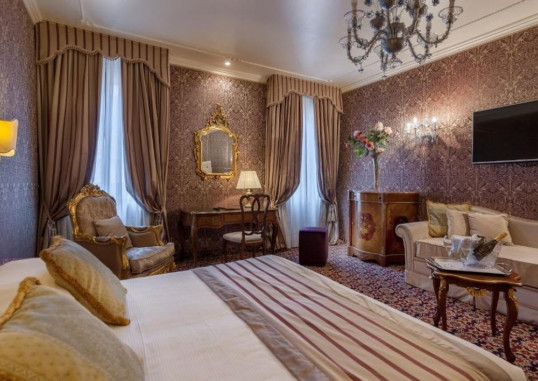 HOTEL CA' DEI CONTI 16