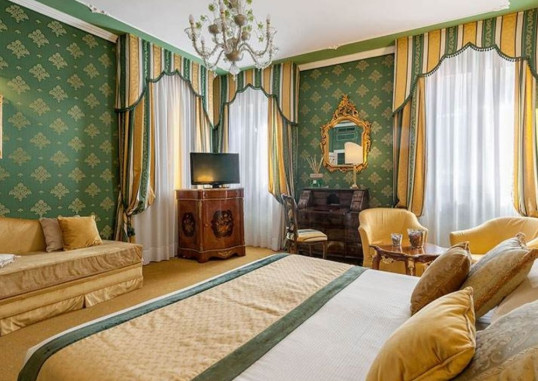 HOTEL CA' DEI CONTI 19