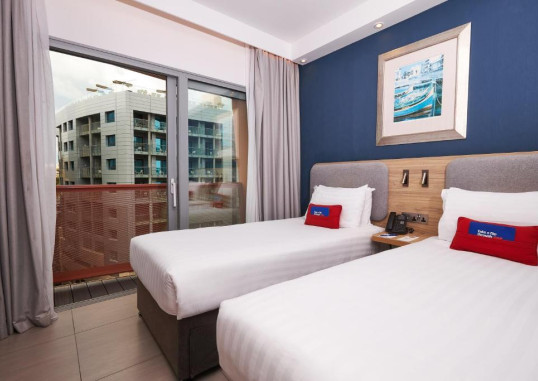 HOLIDAY INN EXPRESS MALTA 16