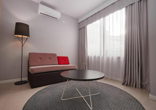 HOLIDAY INN EXPRESS MALTA 18