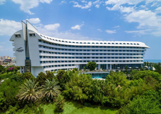 CONCORDE DE LUXE RESORT 5