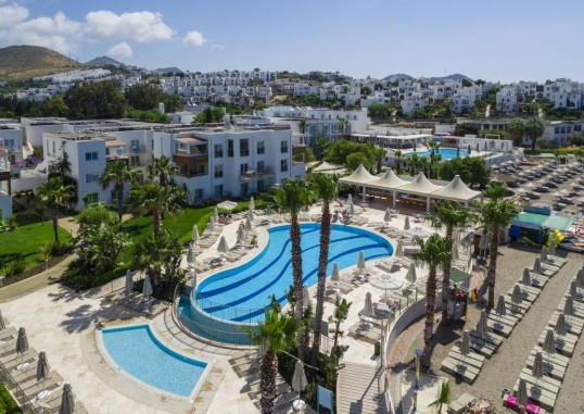 ARMONIA HOLIDAY VILLAGE & SPA 4