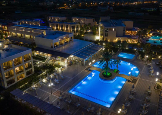 HYDRAMIS PALACE BEACH RESORT 10