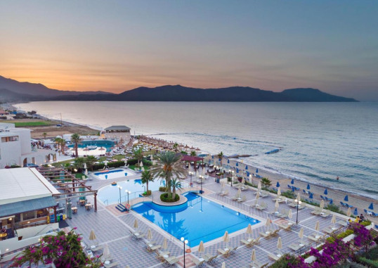 HYDRAMIS PALACE BEACH RESORT 11