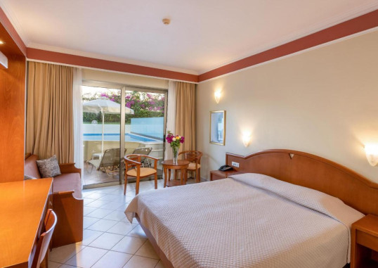 HYDRAMIS PALACE BEACH RESORT 22
