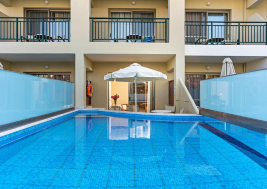 HYDRAMIS PALACE BEACH RESORT 24