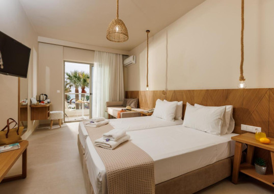 MALIA BAY BEACH HOTEL & BUNGALOWS 28