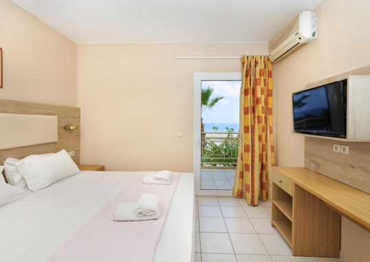FAMILY WORLD AQUA SUN VILLAGE 8