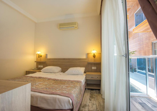 ARSI ENFI CITY BEACH 15