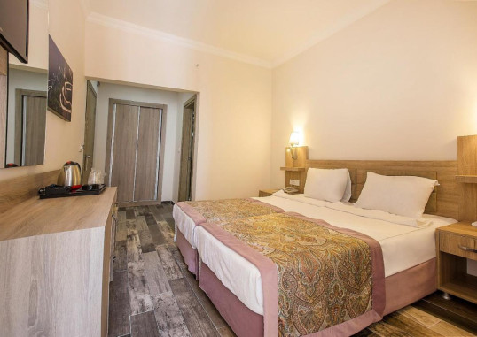 ARSI ENFI CITY BEACH 16