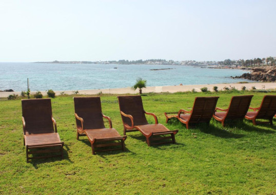 AMPHORA HOTEL & SUITES 7