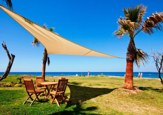 AMPHORA HOTEL & SUITES 12