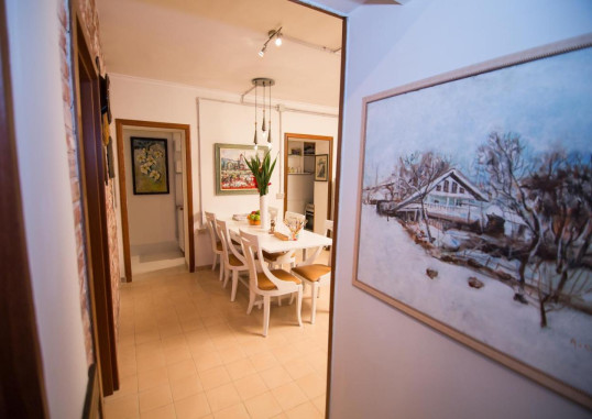 B&B ARTISTIC TIRANA 8