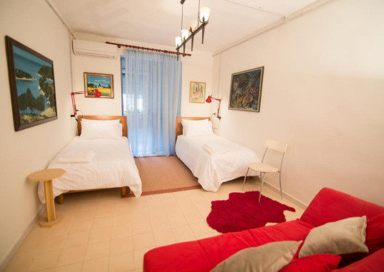 B&B ARTISTIC TIRANA 21