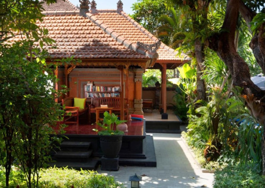 NESA SANUR 4
