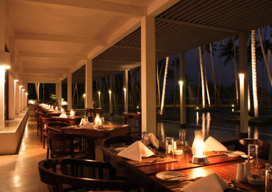 THE BLUE WATER RESORT & SPA 8