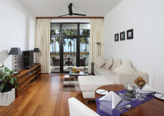 THE BLUE WATER RESORT & SPA 18