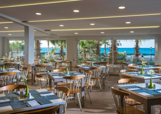 STELLA VILLAGE HOTEL & BUNGALOWS 32