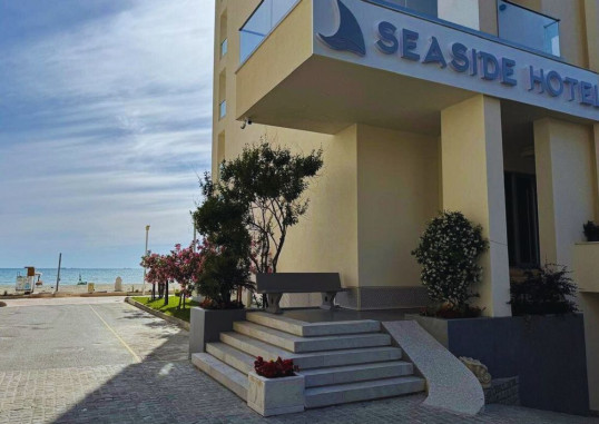SEASIDE HOTEL 16