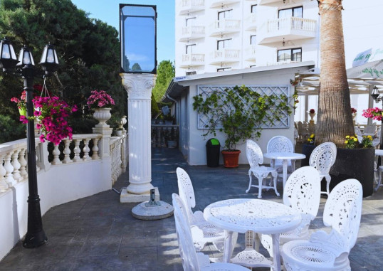 ONUFRI HOTEL 2