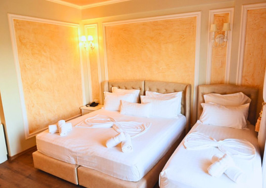 ONUFRI HOTEL 5