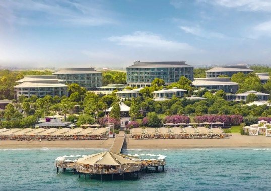 CALISTA LUXURY RESORT 1