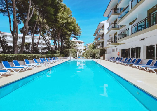 GUYA WAVE HOTEL 1