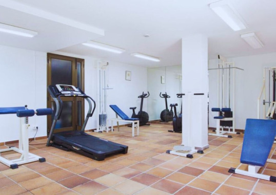GUYA WAVE HOTEL 24