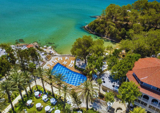 UTOPIA BEACH CLUB 3