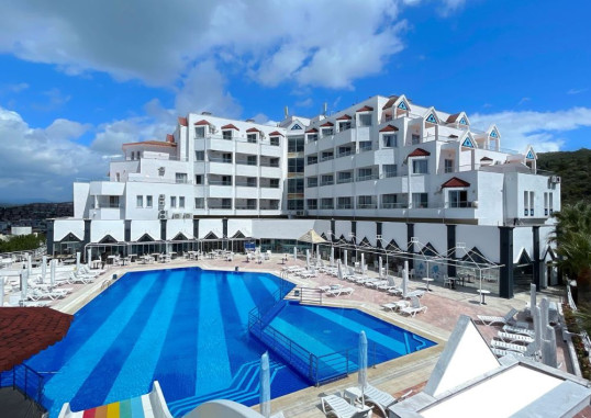 ROSEIRA BEACH RESORT 1