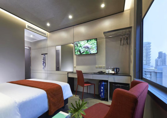 HOTEL BOSS 12