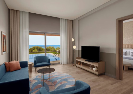 AKRA SORGUN TUI BLUE SENSATORI 27