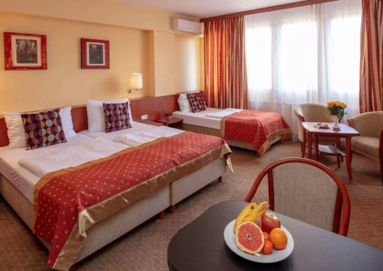 HOTEL CHARLES 20
