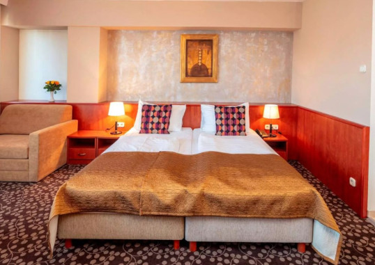 HOTEL CHARLES 21