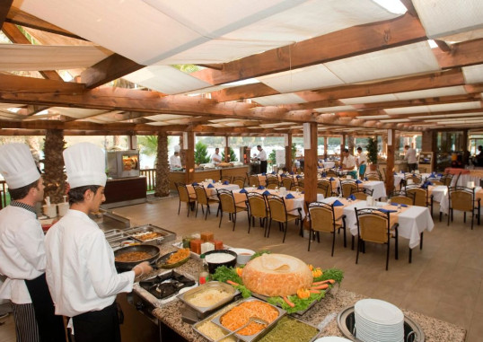 GREEN BAY RESORT & SPA 13
