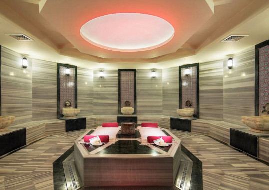 GREEN BAY RESORT & SPA 14