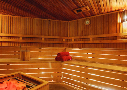 GREEN BAY RESORT & SPA 18