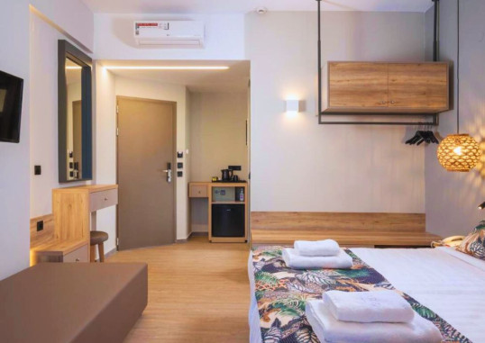 MARE BLUE & SUITES HOTEL (ADULTS ONLY 16+) 18